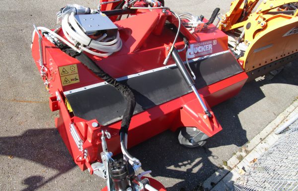 (Deutsch) Kehrmaschine DÜCKER HDK1800