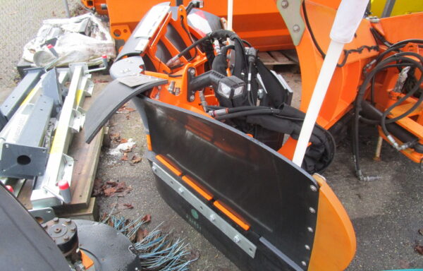BUCHER Schneepflug UNIX SC18u (wie neu)